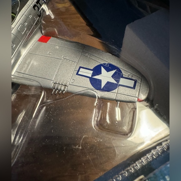 Vintage Matchbox Collectibles 1/72 Diecast P-47D Thunderbolt Investment Plane - Picture 4 of 8
